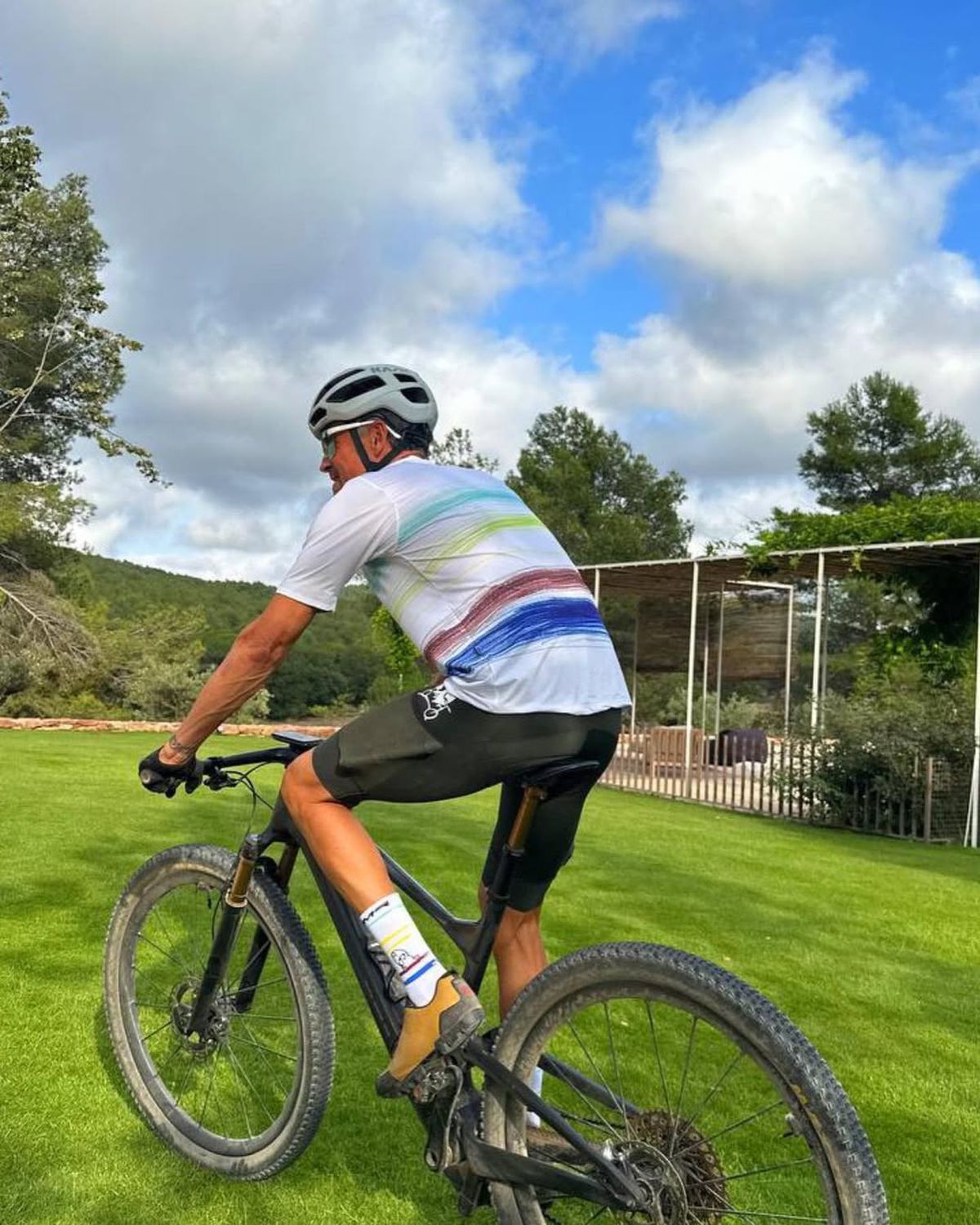 Antrenorul lui PSG, Luis Enrique, a suferit un accident cu bicicleta