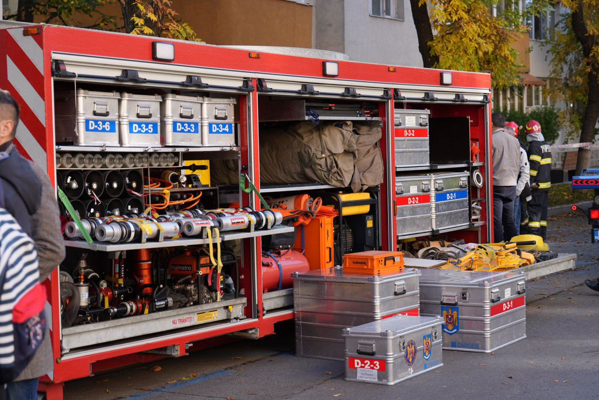 „Am pierdut tot!” » Mărturia tulburătoare a federalului prins acasă de explozia din Rahova: „Ca atunci când îți iei un KO în cap. Suntem pe drumuri”