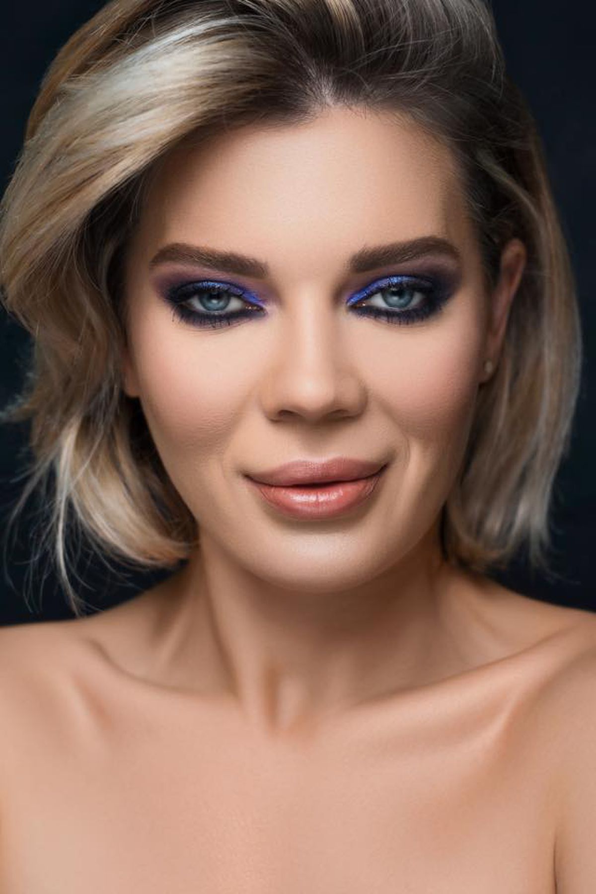 GALERIE FOTO INCENDIARĂ // Secretele Ginei Pistol, una dintre cele mai sexy blonde din showbiz: „Le-am scos din dieta mea”