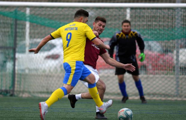 CORESPONDENȚĂ DIN SPANIA » VIDEO + FOTO Duel între echipele imigranților români în liga regională din Madrid » Mesaj pentru jucătorii lui Contra: „Și-au bătut joc de noi”