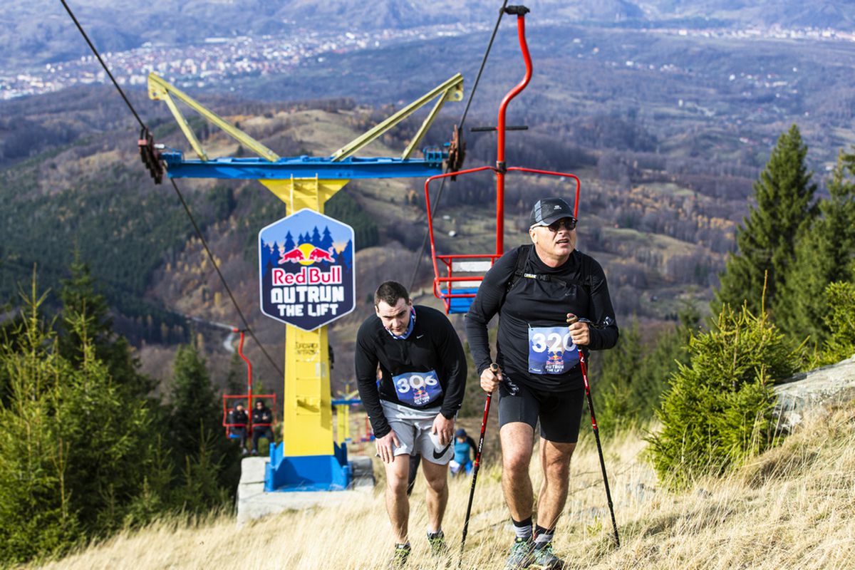 GALERIE FOTO & VIDEO // Imagini spectaculoase de la întrecerea din Masivul Parâng: peste 100 de oameni la start!