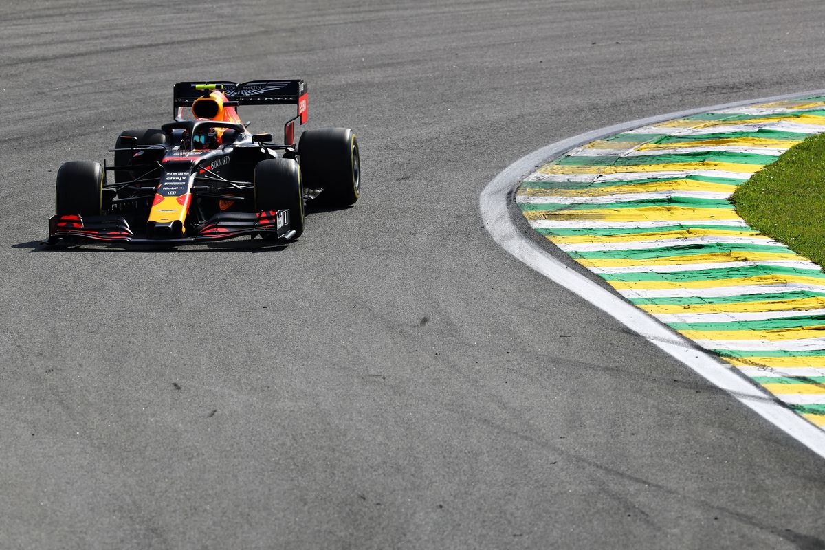 Colaps Ferrari: Vettel și LeClerc s-au scos reciproc din Marele Premiu al Braziliei: Verstappen, campion și favorit la locul 3 general!