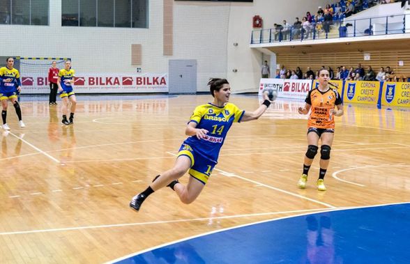 Corona Brașov, calificare tremurândă în grupele Cupei EHF