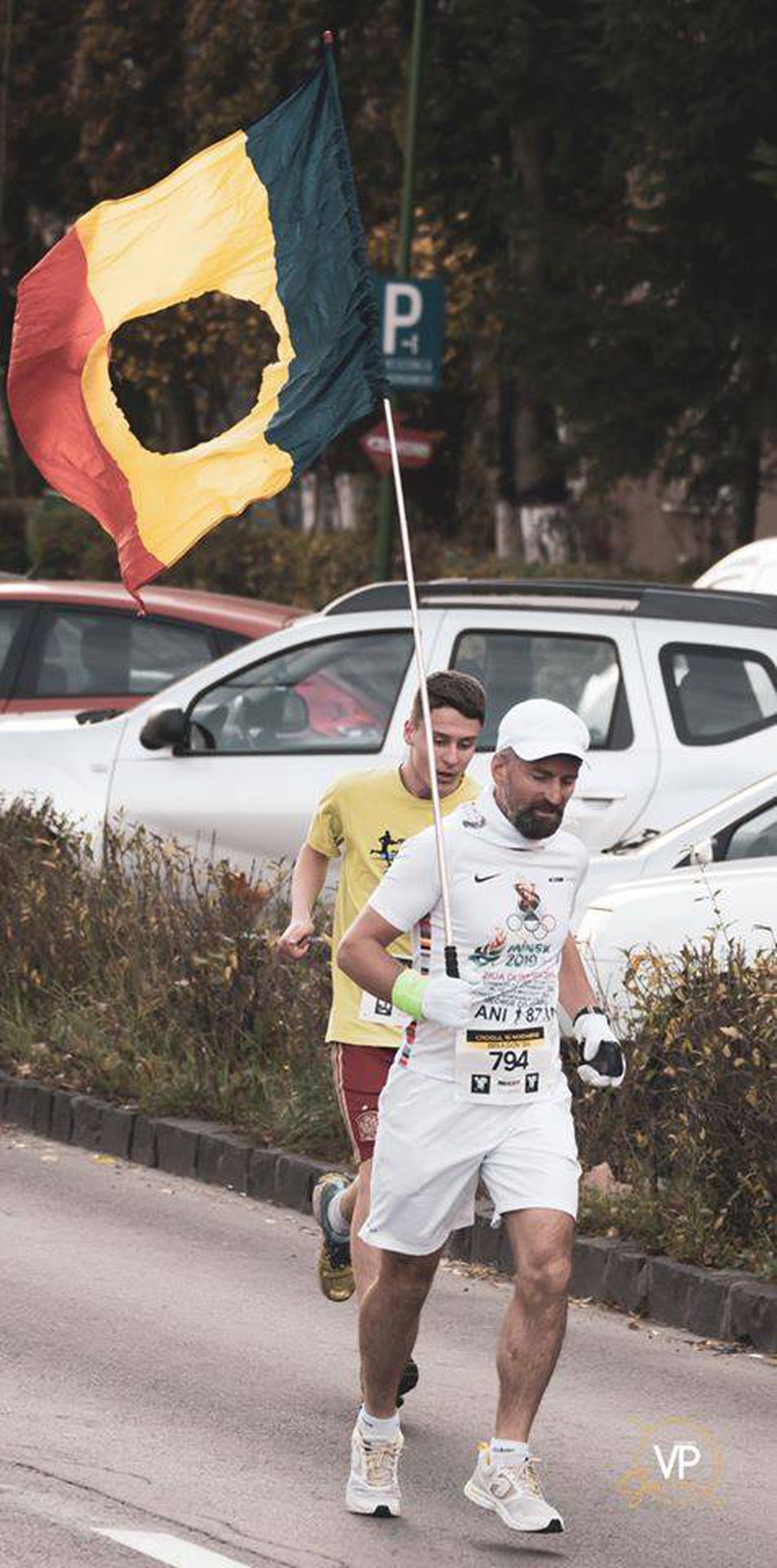 FOTO Românul Nicolae Soare a produs surpriza la ediția a 30-a a Crosului „15 Noiembrie”