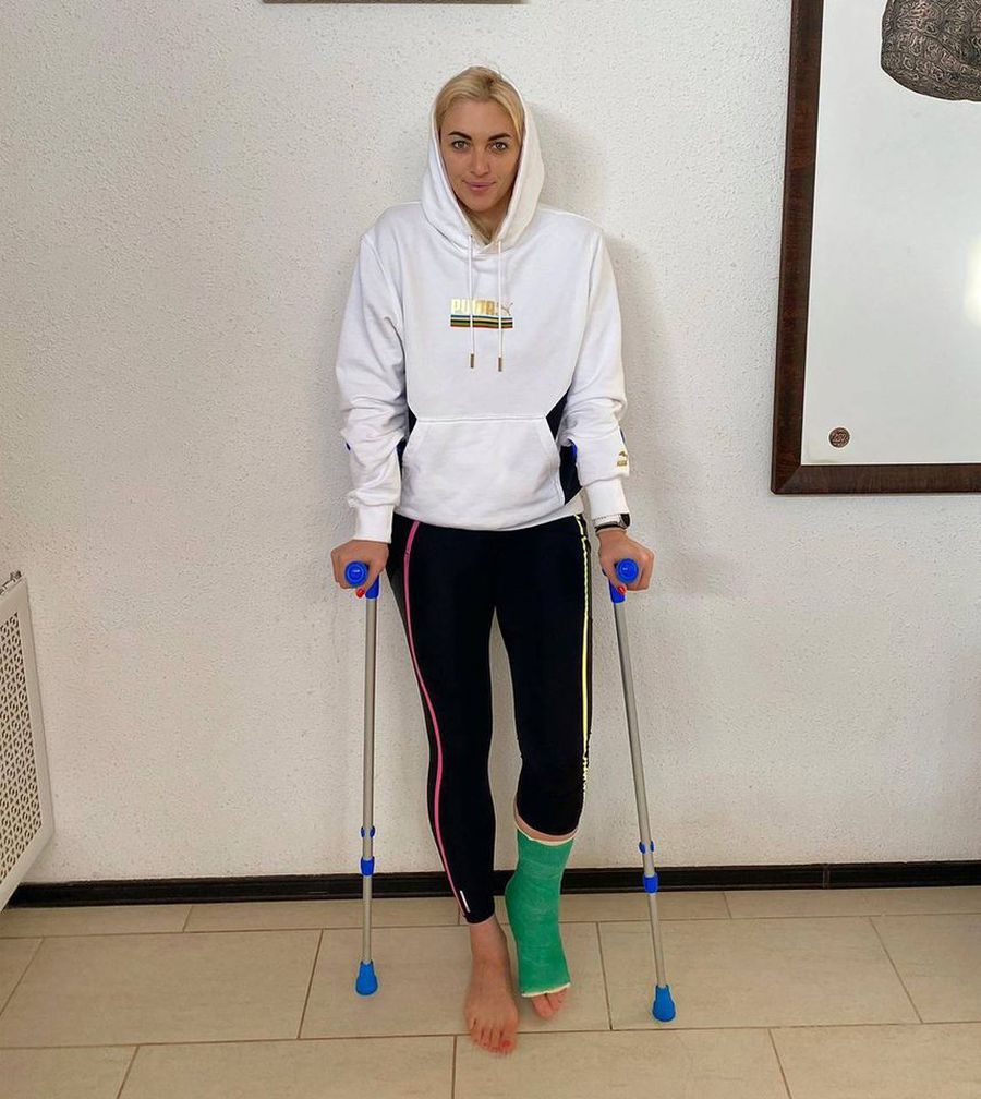 Anna Sen are glezna stângă în gips FOTO Rostov Don Anna Sen are glezna stângă în gips FOTO Rostov Don