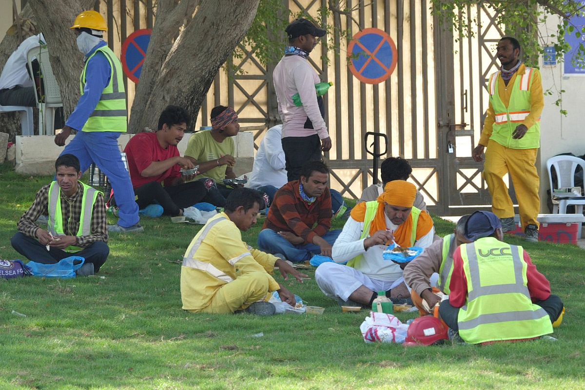 CAMPIONATUL MONDIAL 2022. Condiții inumane pentru muncitorii din Doha