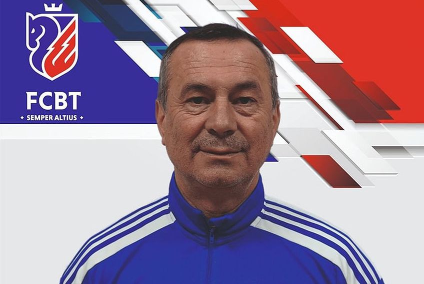 Mihai Ciobanu, 62 de ani, este noul antrenor principal al celor de la FC Botoșani.