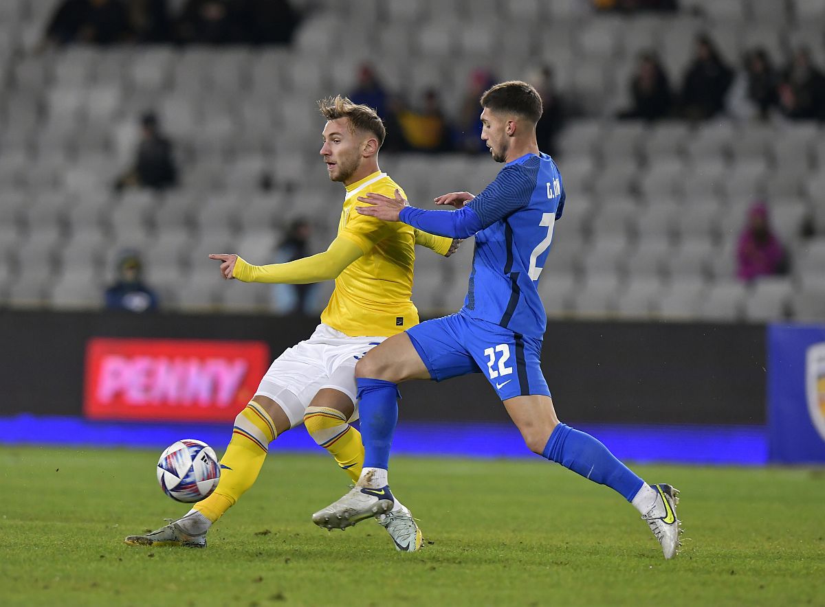 Trei „tricolori” de 7, un debutant de 3! Toate calificativele după amicalul pierdut cu Slovenia
