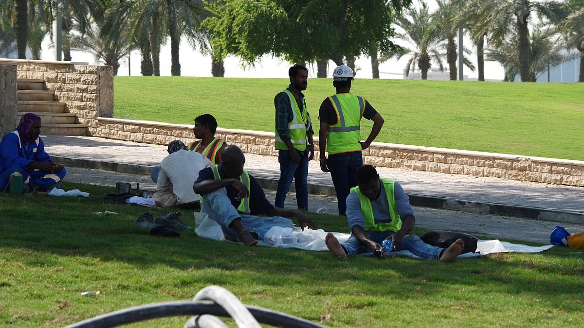 CAMPIONATUL MONDIAL 2022. Condiții inumane pentru muncitorii din Doha