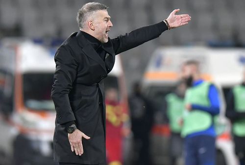 România - Slovenia 1-2 | Edi Iordănescu n-a părut îngrijorat de rezultatul și de jocul catastrofal din prima repriză. Selecționerul naționalei spune că a fost un test „foarte bun”.