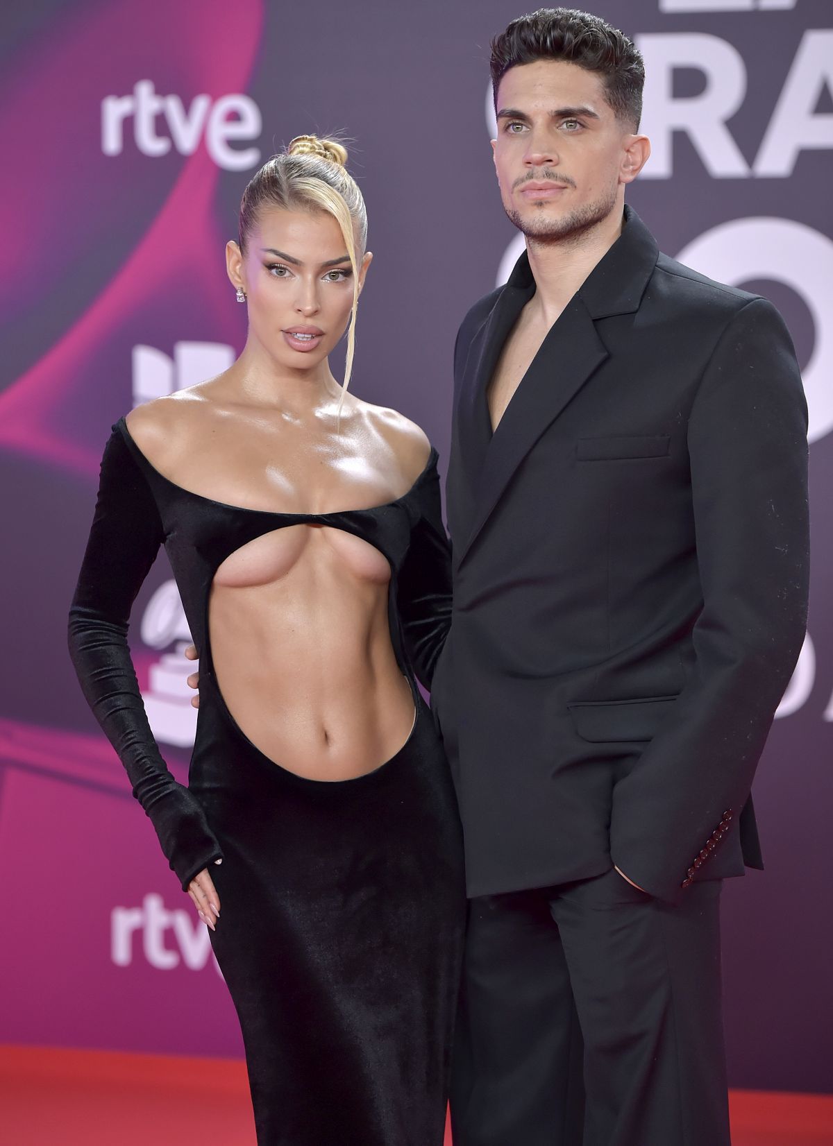 Latin Grammy 2023. Shakira a strălucit din nou. Iubita lui Marc Bartra a surprins cu ținuta ei