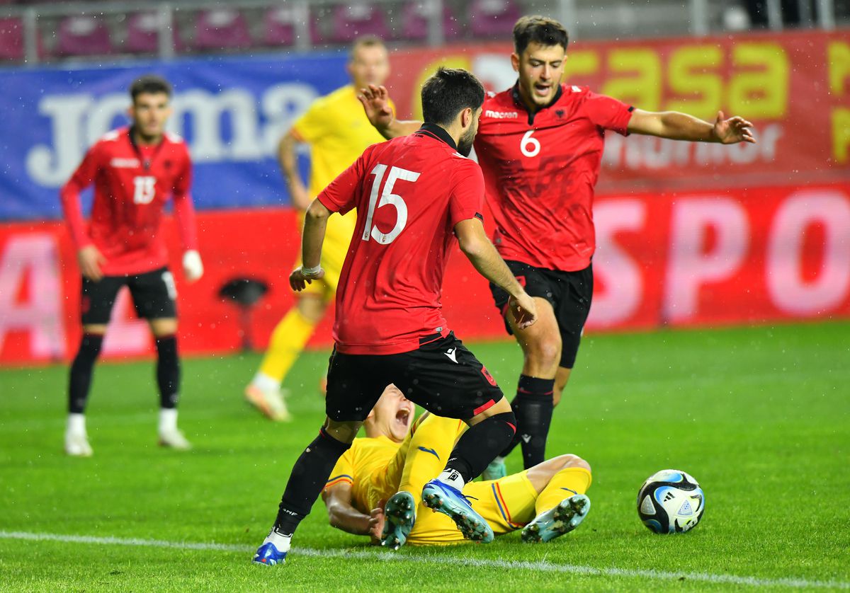 Daniel Pancu, căciulă pe modelul Lucescu