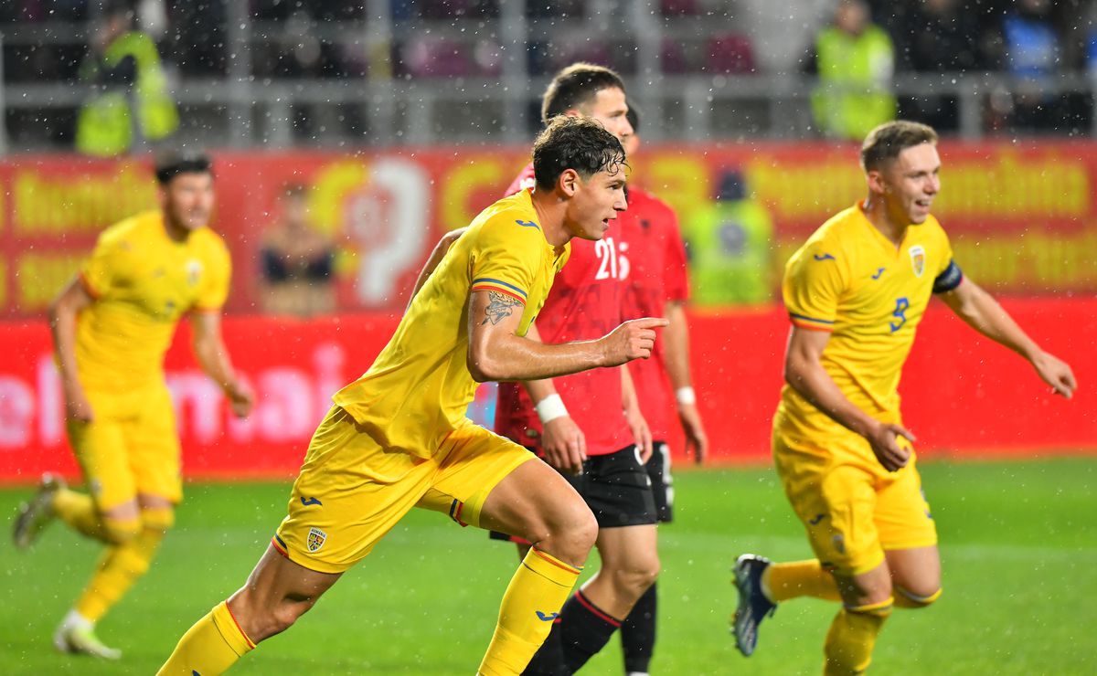 Pe urmele familiei Lucescu » Cum a apărut Pancu în Giulești la România U21 - Albania U21