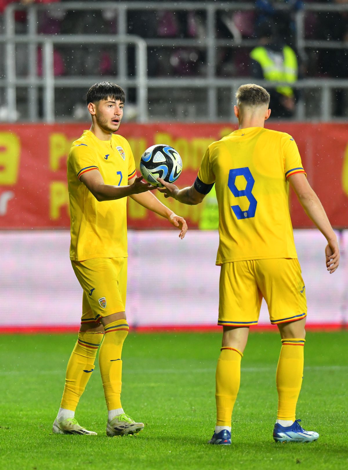 Pe urmele familiei Lucescu » Cum a apărut Pancu în Giulești la România U21 - Albania U21