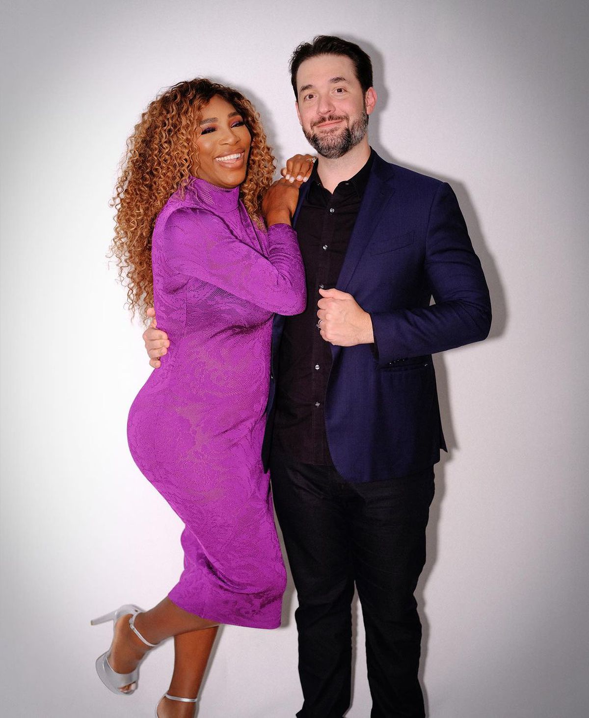 Serena Williams nu se uită la bani » Cât costă ceasul de aur cu care a apărut la ultima petrecere