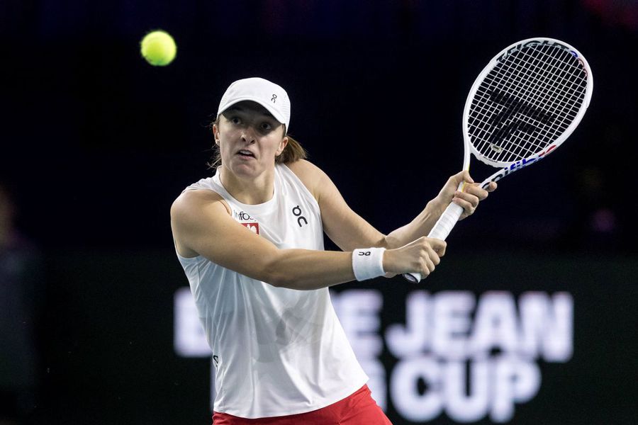 Iga Swiatek a dus Polonia în semifinalele Billie Jean King Cup Finals la ora 1:00 noaptea! „Nu mai pot gândi, dar sunt mândră de echipă”