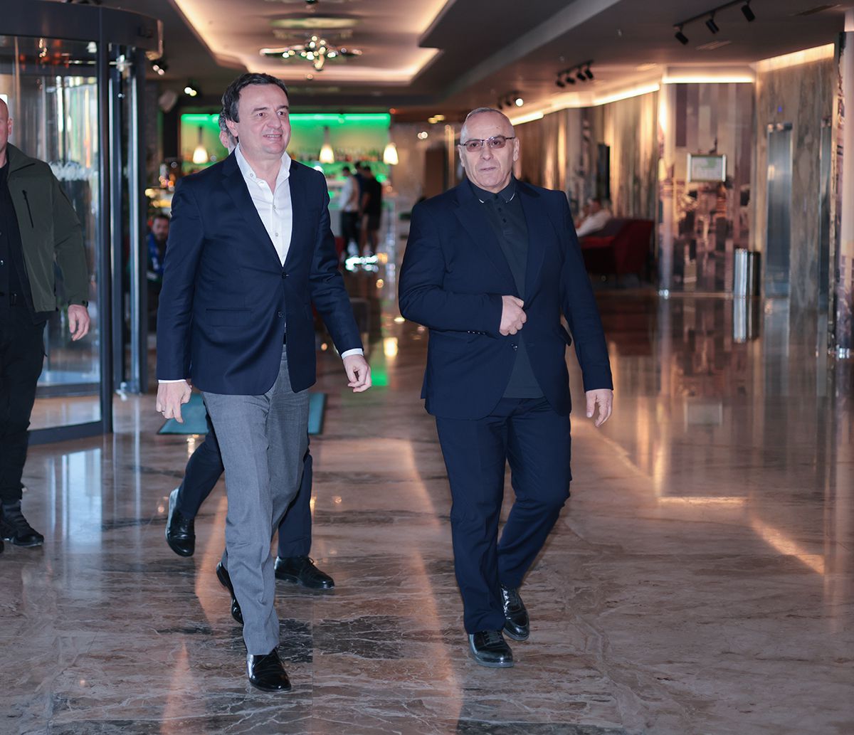 Prim-ministrul din Kosovo, întâlnire de gradul ZERO cu jucătorii, la două zile de la meciul cu România: „S-a umplut paharul!”