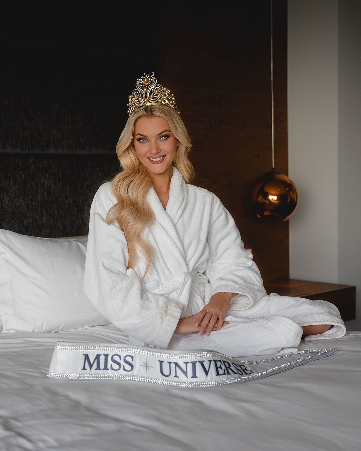 O dansatoare profesionistă e noua Miss Universe 2024 » Cine a reprezentat România