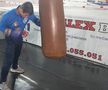 „Fără droguri, femei, băutură, nimic nu mă deraiază!” » La doar 18 ani, Antonio Dumitru s-a metamorfozat dintr-un puști grăsuț într-un boxer care lovește năprasnic: „Casca de amatori mă sufocă!”