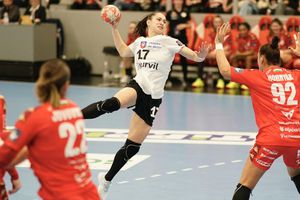 DVSC Schaeffler - SCM Râmnicu Vâlcea, decisivul pentru calificarea în grupele European League la handbal feminin