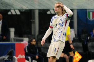 Nu se mai oprește! Haaland egalează un record vechi de peste 60 de ani