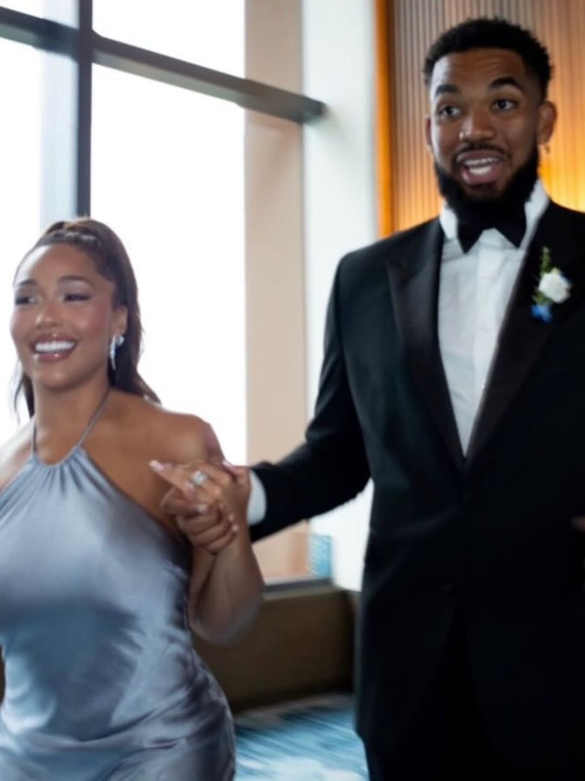 Starul din NBA a avut parte de o surpriză de proporții din partea iubitei sale » Cadoul primit l-a făcut să exclame: „E cel mai bun lucru din lume”