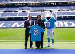 UEFA ia în calcul organizarea unei finale de Champions League pe noul Bernabeu! Arena remodelată a impresionat după găzduirea primului meci NFL din Spania