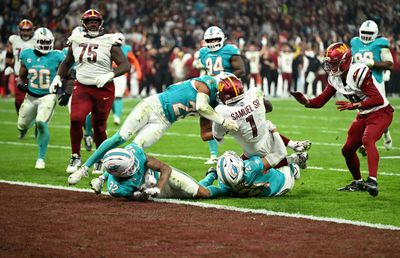 În fața lui Cristian Chivu și a Nadiei Comăneci, două echipe din NFL au oferit un meci spectaculos pe Santiago Bernabeu, încheiat după prelungiri