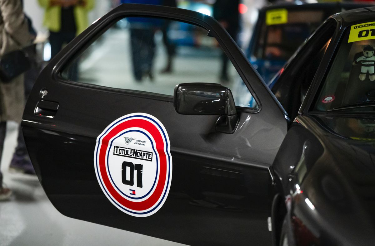 Tommy Hilfiger și Retromobil Club România prezintă "Totul pe Noapte x Tommy Hilfiger 2025"