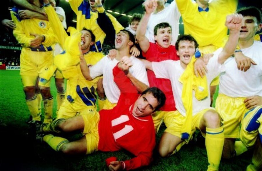 Victoria care ne-a făcut să visăm! 32 de ani de la „thriller-ul” cu Țara Galilor de la Cardiff: „Am spus toate rugăciunile pe care le știam la penalty-ul lui Bodin”