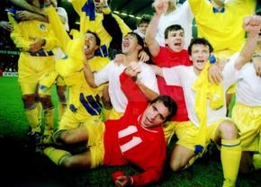 Hagi vs. Țara Galilor, la 33 de ani de la meciul care a schimbat destinul Generației de Aur! „Regele” a fost coșmarul lui Giggs, Saunders și Ian Rush