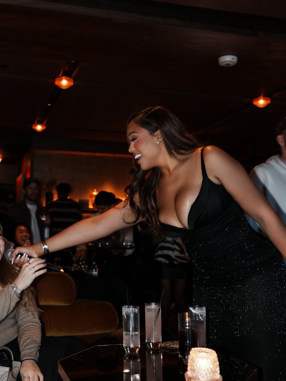 Vedeta din New York s-a logodit cu o influenceriță celebră » Moment unic pe acoperiș