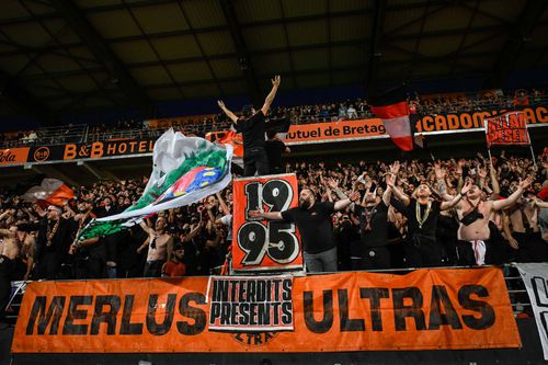 Fanii lui FC Lorient / Imago Images