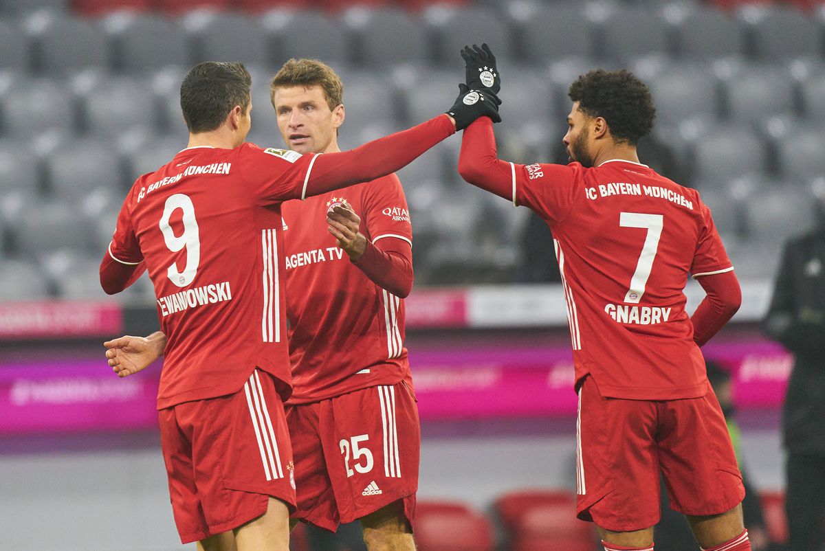 Bayern - Woflsburg - Bundesliga. 16.12.3030