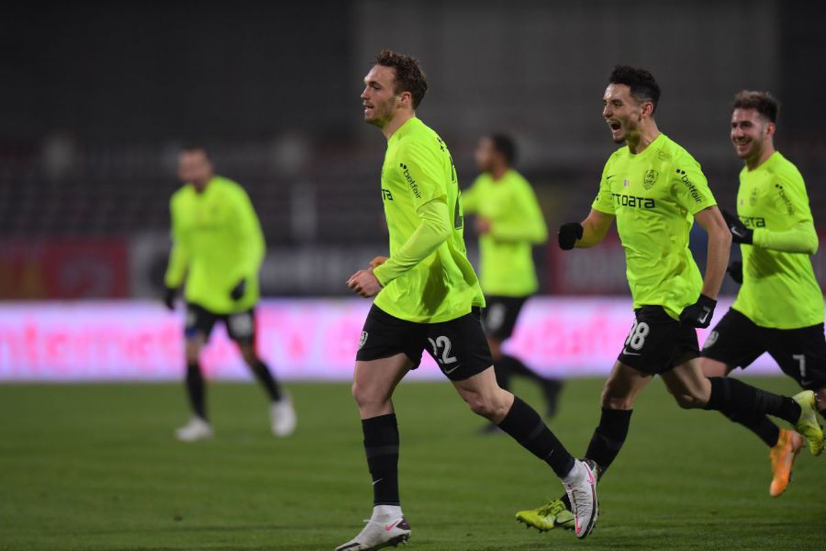 Dinamo - CFR Cluj, comentat de Florea, Udrea și Apostol: „Iordănescu i-a bătut pe «câini» à la Dan Petrescu”