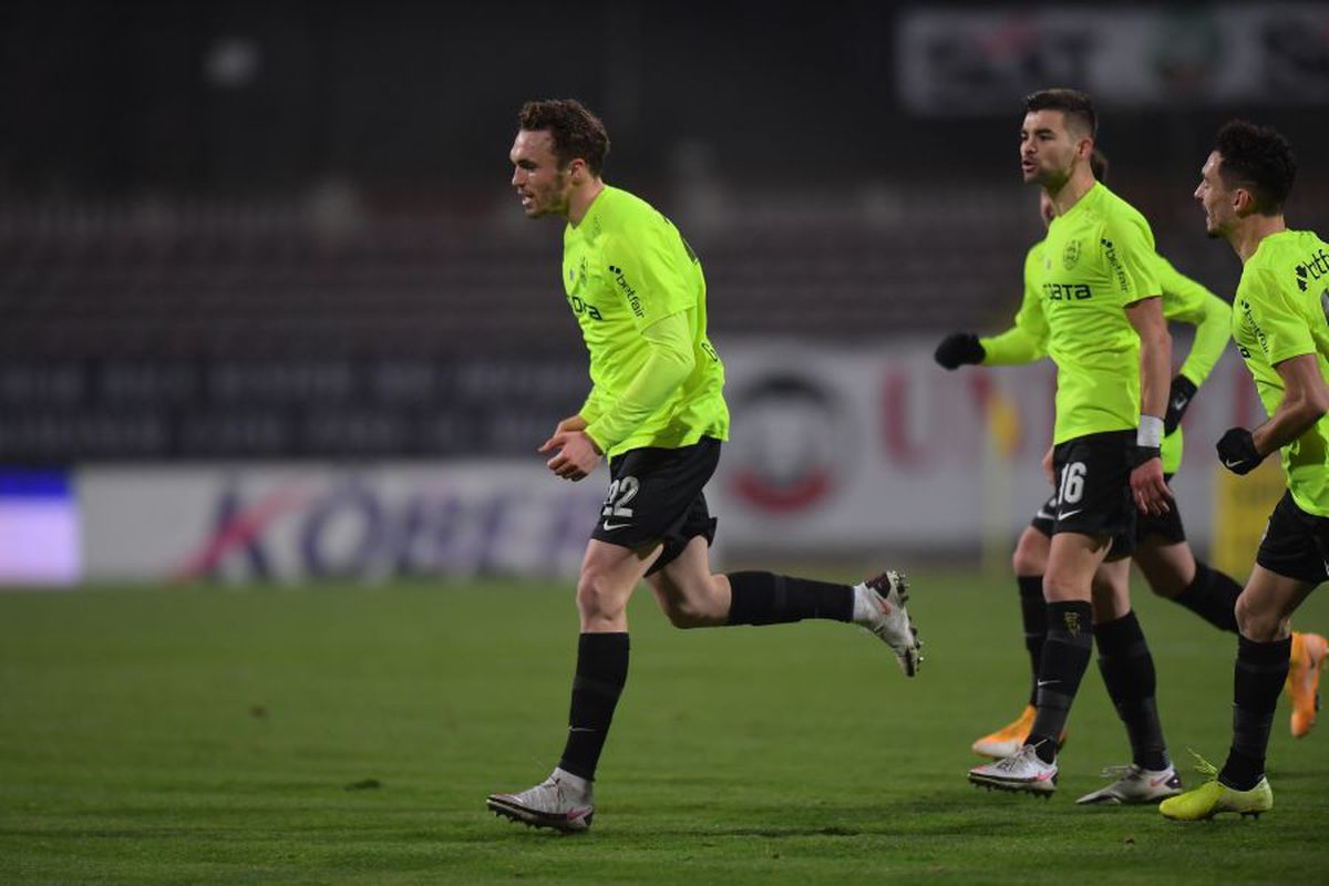 Note GSP după Dinamo - CFR Cluj 0-2 » Centrul defensivei, marea problemă a „câinilor”! Cine a fost cel mai bun de pe teren