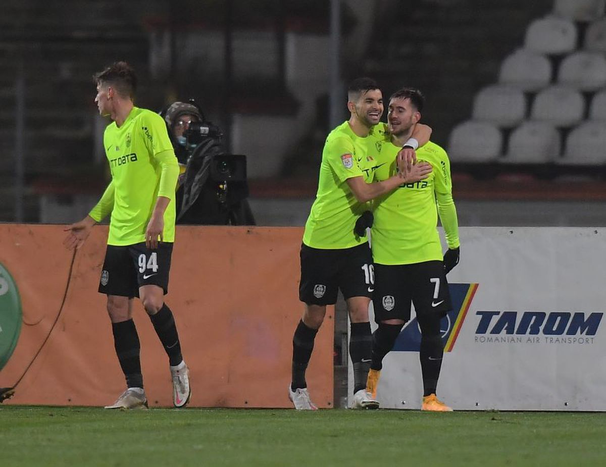 Note GSP după Dinamo - CFR Cluj 0-2 » Centrul defensivei, marea problemă a „câinilor”! Cine a fost cel mai bun de pe teren