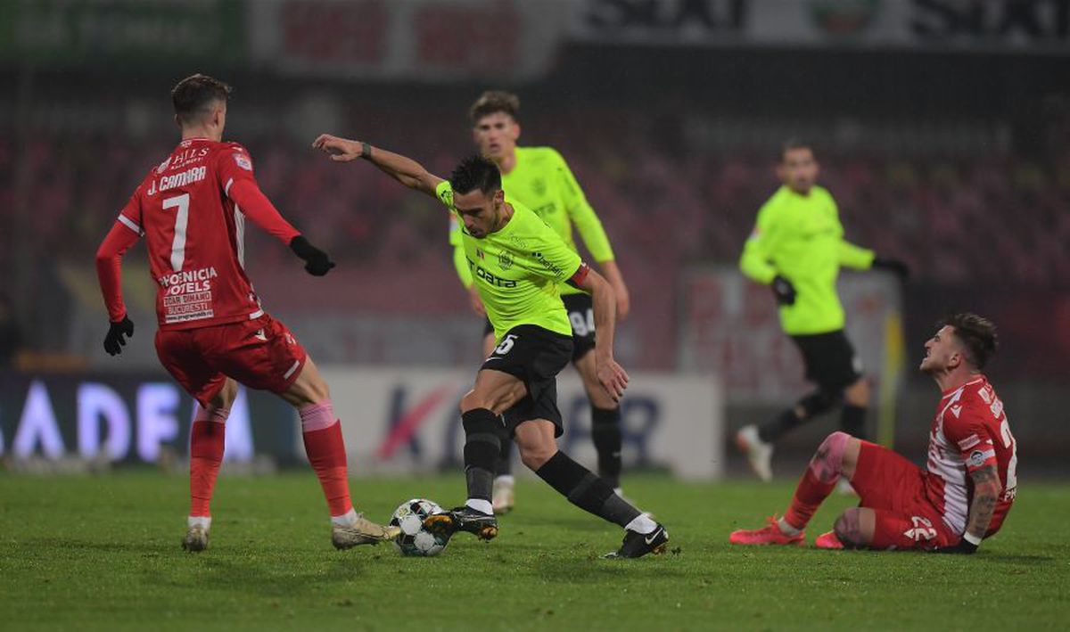 Note GSP după Dinamo - CFR Cluj 0-2 » Centrul defensivei, marea problemă a „câinilor”! Cine a fost cel mai bun de pe teren