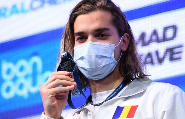 Bronz pentru Robert Glință, la Campionatele Mondiale în bazin scurt de la Abu Dhabi! David Popovici n-a prins nicio finală!