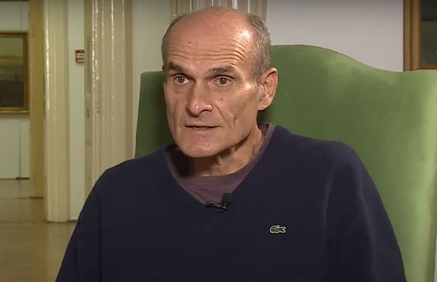 „Eram rahitic, o stârpitură cu pieptul scobit” » Sportul care l-a transformat pe Cristian Tudor Popescu: „M-a scos din acea condiție”