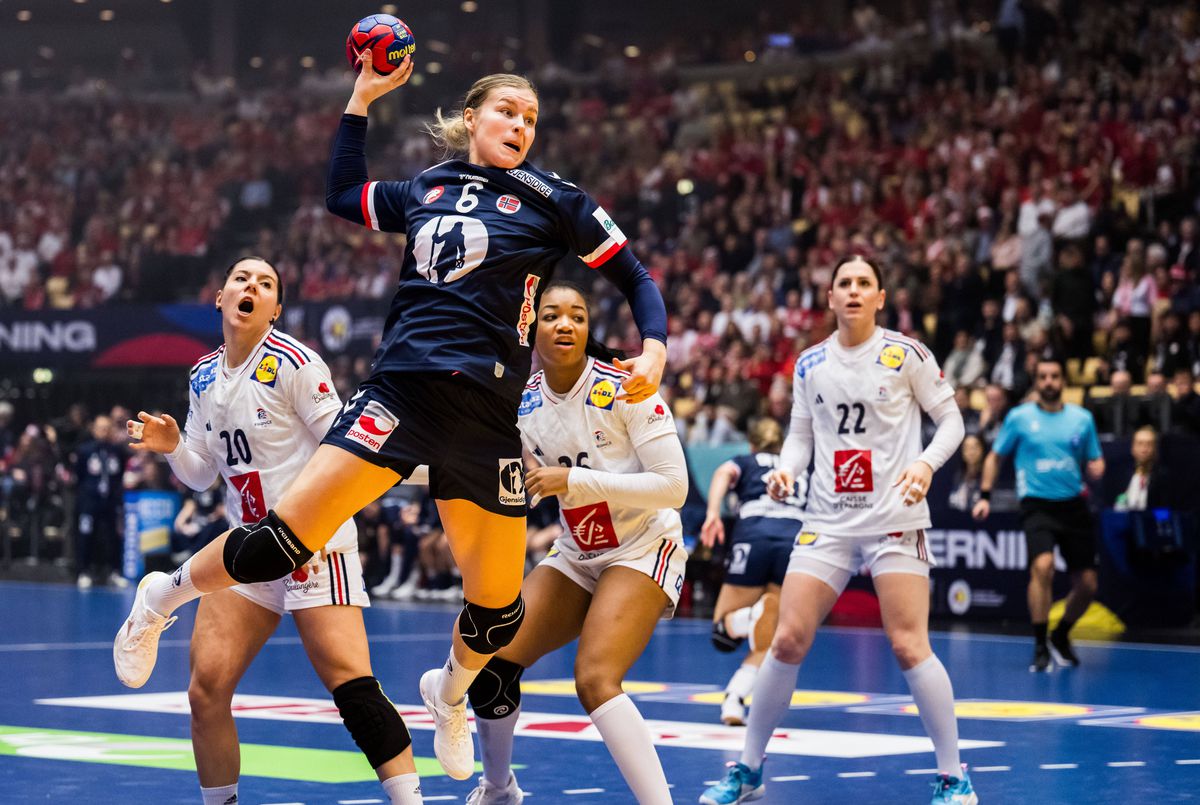 Franța e noua regină a handbalului feminin! Cu 4 jucătoare din „Liga Florilor”, și-a luat revanșa în fața Norvegiei