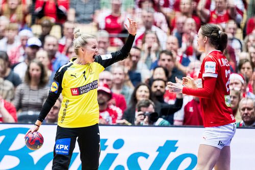 Danemarca a învins Suedia, scor 28-27, și a cucerit medaliile de bronz la Campionatul Mondial de handbal feminin.
