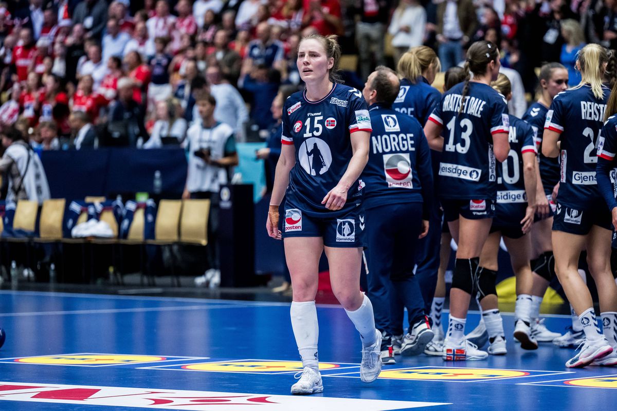 Cele mai spectaculoase imagini de la finala Campionatului Mondial de handbal feminin, Franța - Norvegia