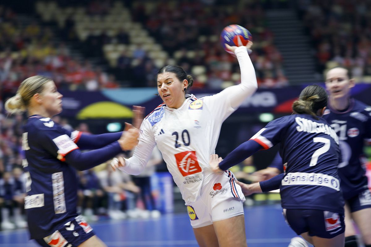 Tensiuni în spatele ușilor închise la CM de handbal » Norvegienii l-au luat la întrebări pe președintele Federației Internaționale: „Ați auzit de ONU?!”