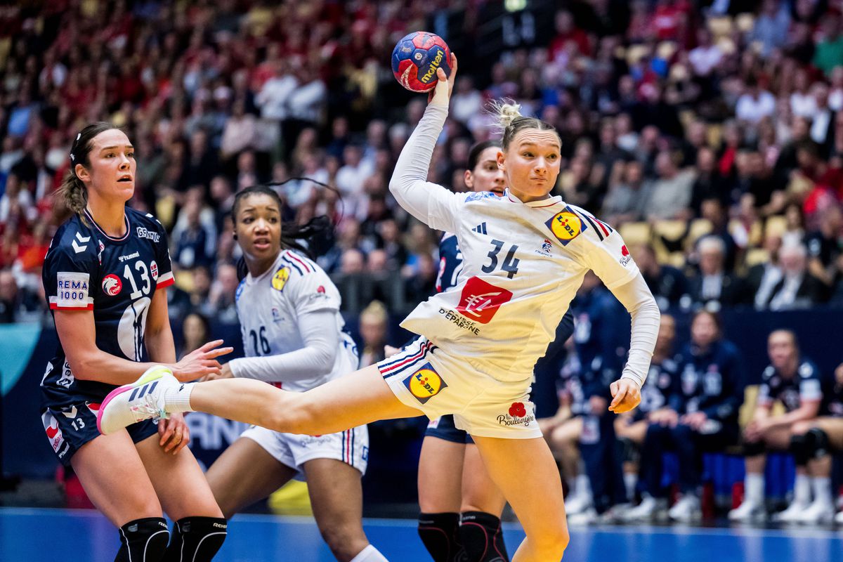 Remarcabil! 4 noi campioane mondiale la handbal feminin vin din România