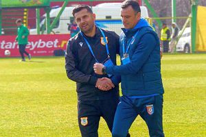 L-au întors din drumul spre Iași pentru a semna cu Universitatea Craiova!