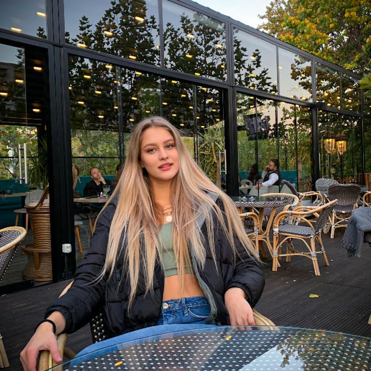 Dincolo de aparențe cu Ștefania Stoica, rapidista care vrea să ajungă cea mai bună handbalistă din lume: „Nu sunt o persoană lipicioasă. Mă detașez ușor de persoane și lucruri”