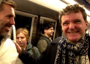 Gazeta l-a scos la plimbare pe Zeljko Kopic, iar dinamovistul s-a „ciocnit” de candidatul Nicușor Dan în metroul din București » Imagini SHOW: „Citesc despre tine!”