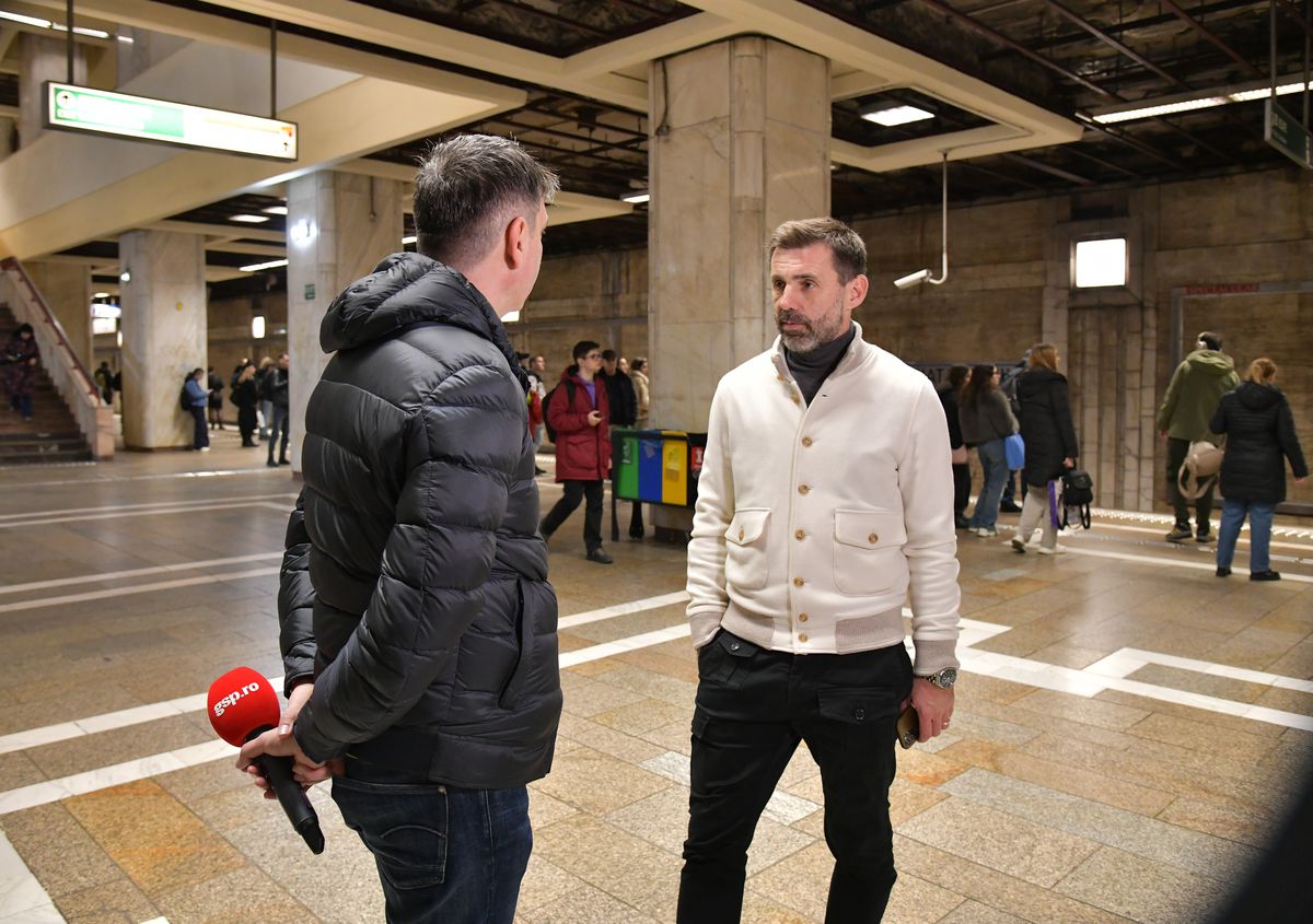Gazeta l-a scos la plimbare pe Zeljko Kopic, iar dinamovistul s-a „ciocnit” de candidatul Nicușor Dan în metroul din București » Imagini SHOW: „Citesc despre tine!”