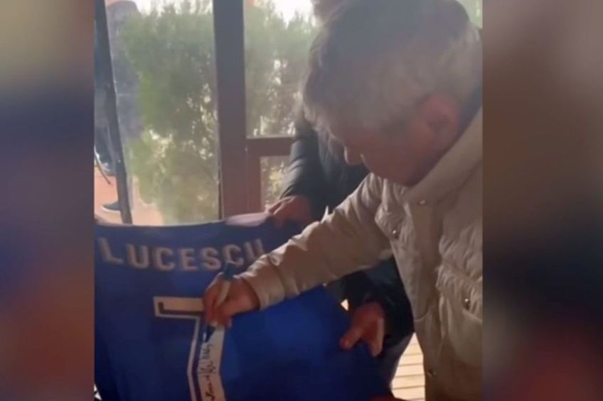 Mircea Lucescu, petrecere cu lăutari alături de soție, Ioan Andone și Cornel Șfaițer